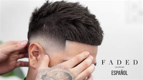 Como Cortar Un Fade Con Textura Tutorial De Barbero Youtube