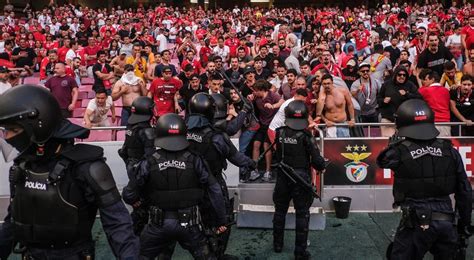 `clássico` Deixa Um Polícia Ferido E Dois Adeptos Do Benfica Detidos Psp