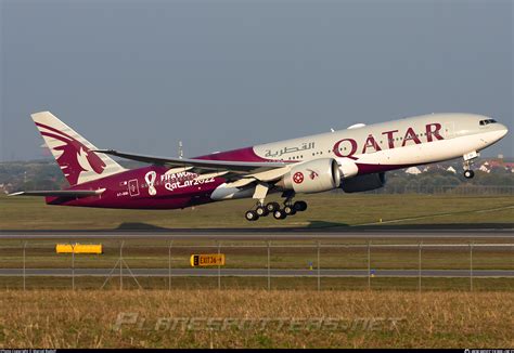 A7 BBI Qatar Airways Boeing 777 2DZLR Photo By Marcel Rudolf ID