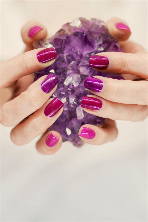 Amethyst Gemstones: History, Meanings, Properties & More