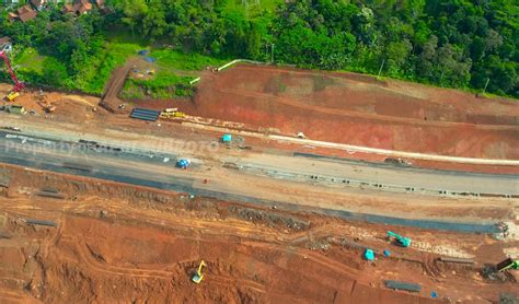 Jalan Tol Cisumdawu Terkini Seksi 2 Dan 3 Batal Dibuka Akhir Oktober