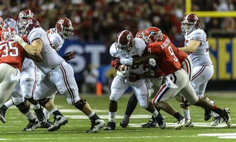 Alabama offensive line, running game take over in second half (w/ video ...