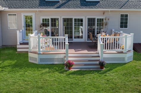 15 Deck Skirting Ideas To Enhance Your Outdoor Space