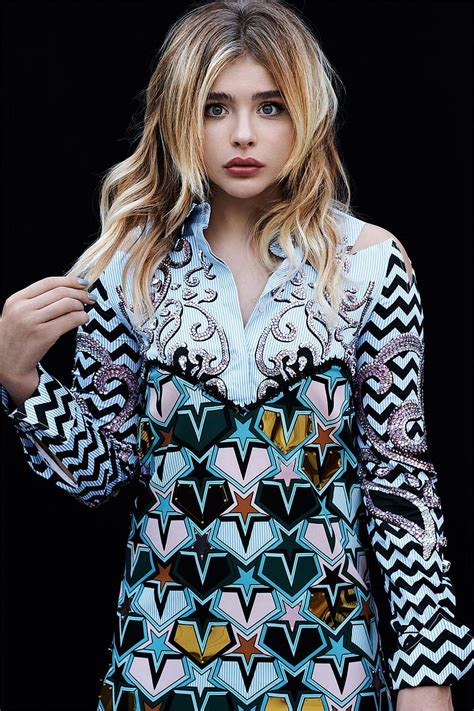 Chloë Grace Moretz women actress blonde long hair HD phone