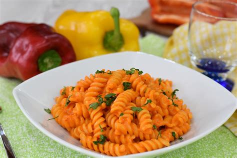 Pasta Con Crema Di Peperoni Ricetta Facile Tuorlo Rosso