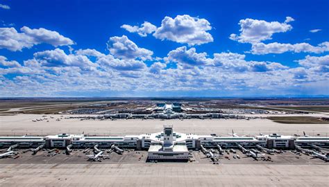 turner  flatiron  manage expansion  denver international airport