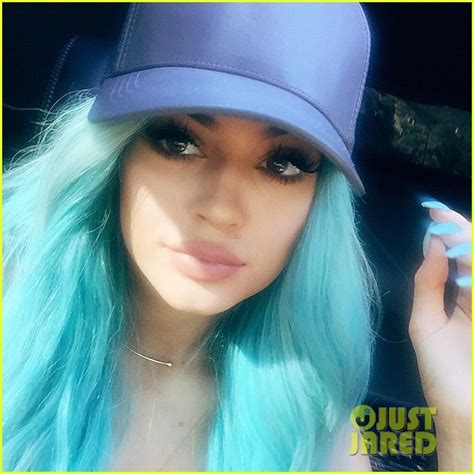 Kylie Jenner S Lips Are Fake See Her Best Selfies Photo 3364402 Kylie Jenner Photos Just