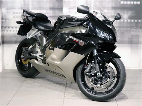 Honda Cbr Rr Colore Nero Usato In Vendita