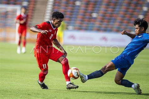 LAGA PERDANA SEPAK BOLA SEA GAMES INDONESIA LAWAN FILIPINA ANTARA Foto