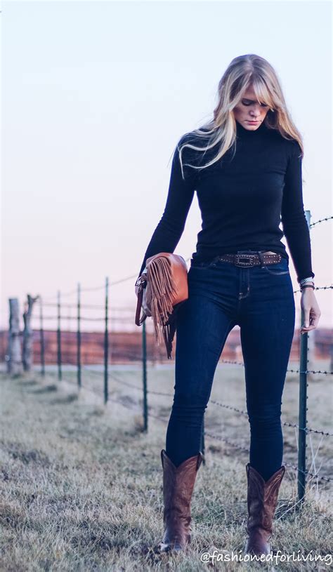 12 Fashion Trends Cowgirl Outfits for in This Season - Baby Fashion