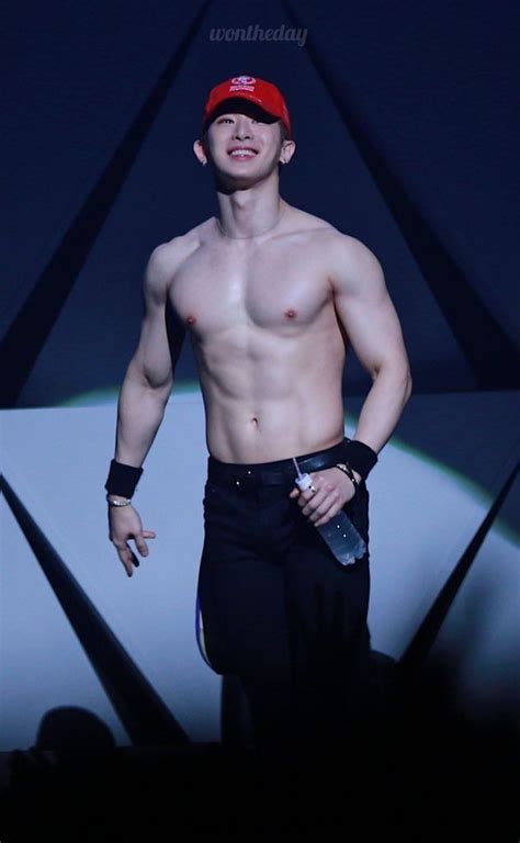 Pin By Vitor Assis On Hot Wonho Abs Monsta X Monsta X Wonho