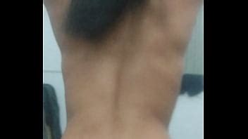 Fille Maigre Assise XVIDEOS