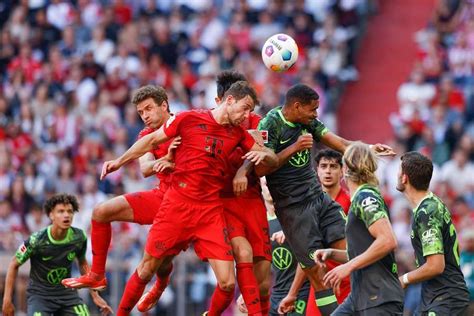 Bundesliga Il Bayern Batte Il Wolfsburg Il St Pauli Torna In Bundes