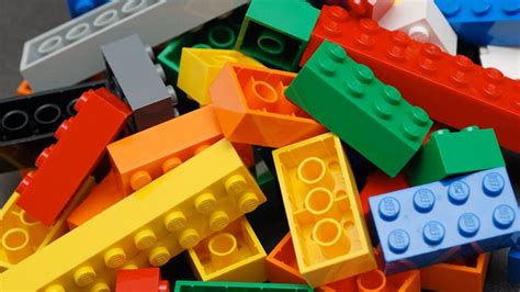 LEGO De qué están hechos los bloques de sus juguetes Código Espagueti