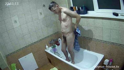 Watch Shower Girl Guest Guy Takes A Shower 9th Sep 2017 Naked People With Kingston Jayce In