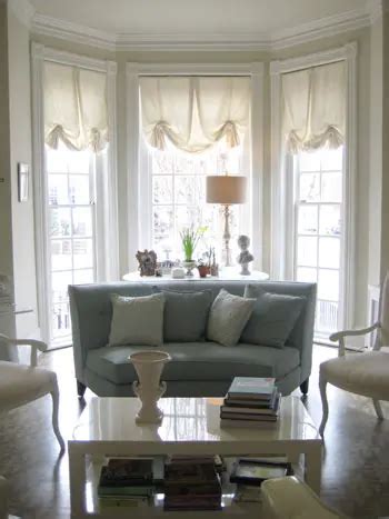 50 Cool Bay Window Decorating Ideas - Shelterness