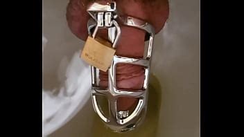 Mear Con Polla Jaula XVIDEOS
