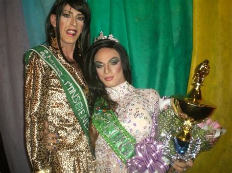 No Fio da Navalha Júnior Cazetta THAYLA MYLLER É A MISS CONSCIÊNCIA GAY 2011