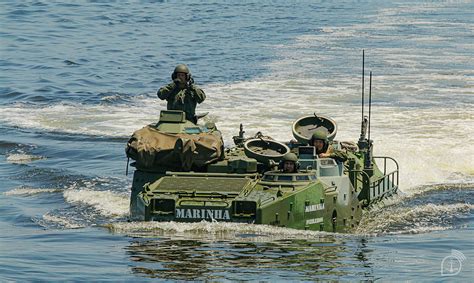 Conhe A O Jltv Blindado De Ltima Gera O Dos Fuzileiros Navais