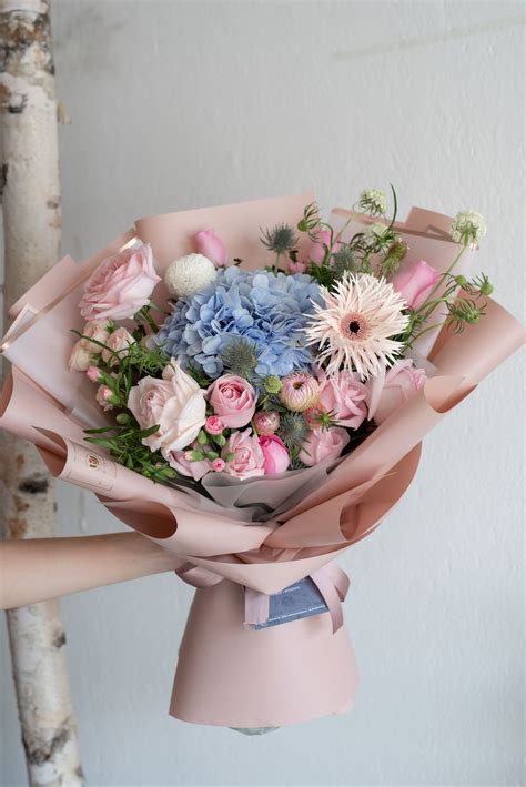 Mixed flowers bouquet – Artofit