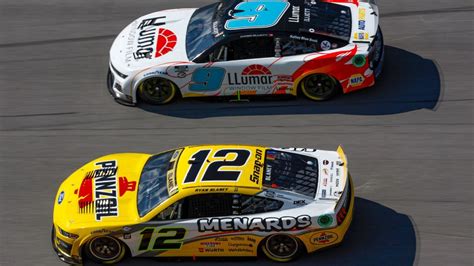 Ryan Blaney outlasts Kevin Harvick at Talladega Superspeedway - ESPN