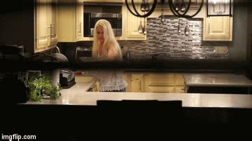 Elle Wood S Amateur MILF Adventures House Guest Clip Of