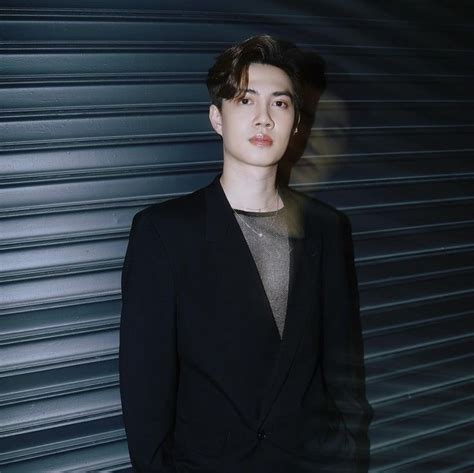 Pin By Olivia On Actors Thailand Pit Babe Actors Benz