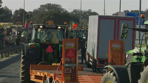 Marcha Lenta Na Margem Sul Agricultores Condicionaram Acessos A Lisboa