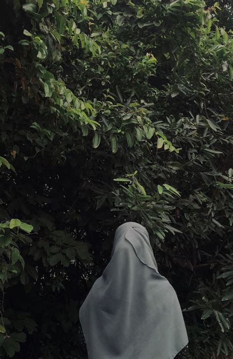 Pin By Essafya On Women Muslimah Photography Muslimah Aesthetic