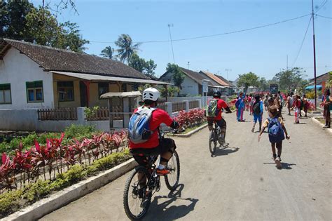 Warna Indonesia Tour Surabaya Bromo Kalibaru Glenmore