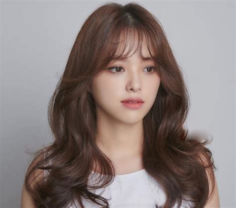 Tóc layer ngang vai Top 10 mẫu phù hợp với mọi gương mặt hot nhất 2021