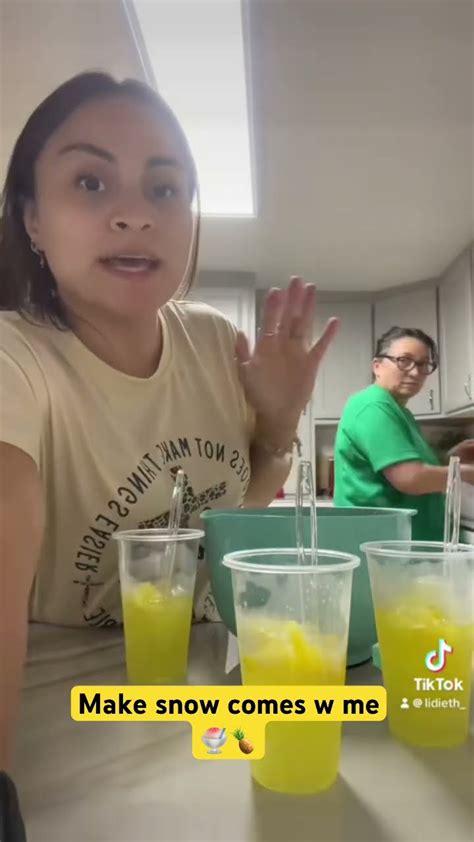 1010 Pineapple Homemade Snow Cone 🍧😛 Youtube