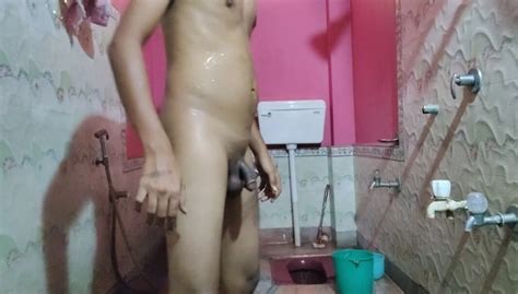 Vídeos Porno de Bañandose Películas de Sexo XXX gay Gratis 2025 xHamster