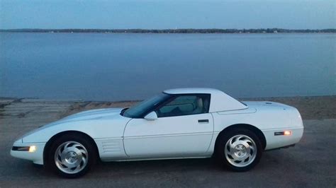 Triple White 1993 Corvette Lt1 Convertible