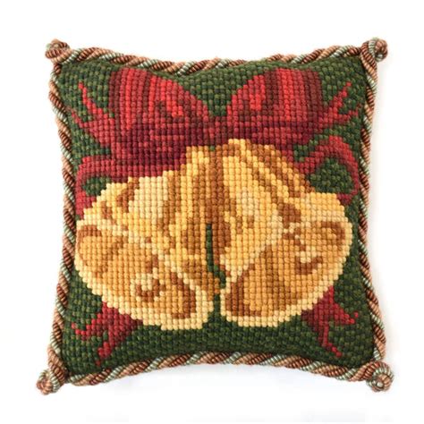 Holiday Needlepoint Kits Elizabeth Bradley Design