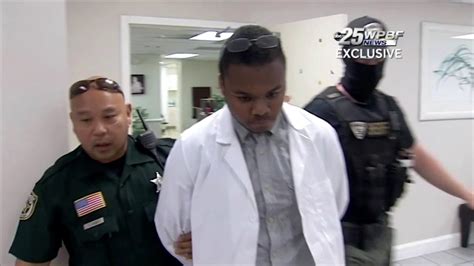 Florida Teen Arrested For Impersonating Doctor Abc7 New York