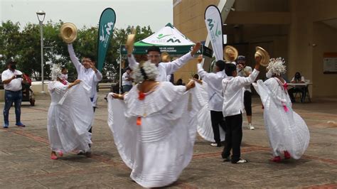 Tamborito The Traditional Dance Of Panama Youtube