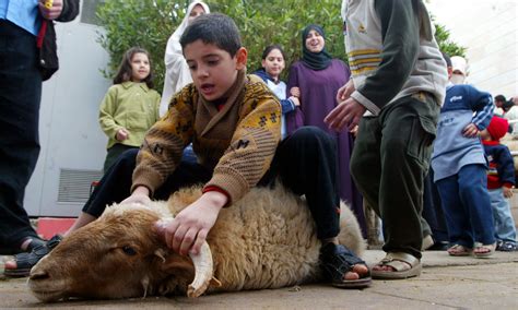 Iraqis Muslims divided on when to celebrate Eid Al-Adha