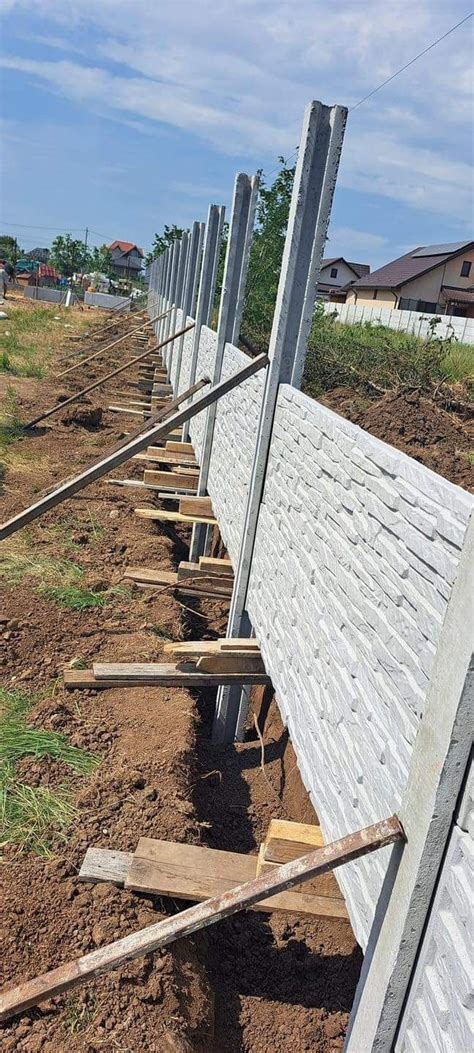 Garduri Din Beton Armat Din Stoc Sau Pe Comanda Placi De Gard St Lpi