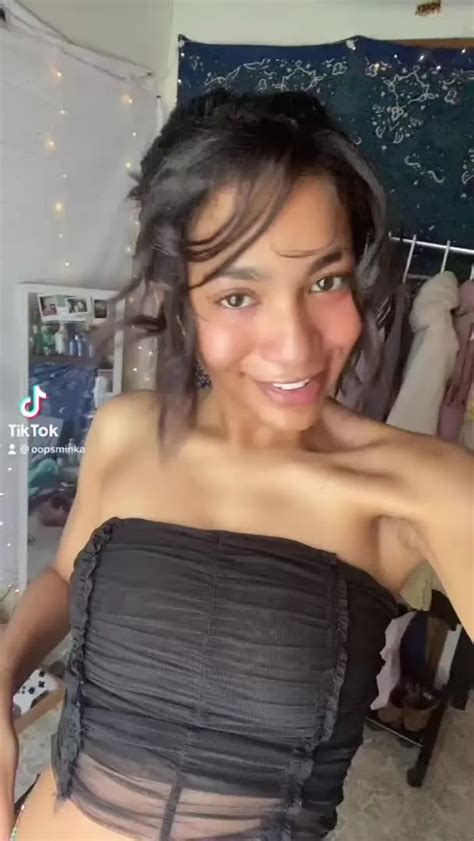 Boobs Cute Ebony Solo TikTok Porn Scrolller