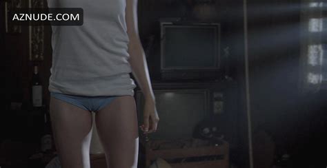 MEGAN BOONE Nude AZNude