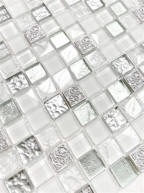 White And Silver Color Elegant Glass Backsplash Tile