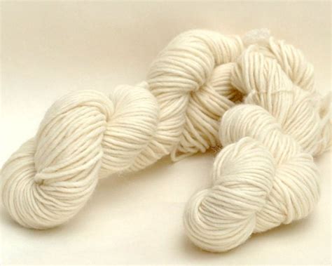 Wool Organic Yarn Natural White Color 50 Gramms Perfect For