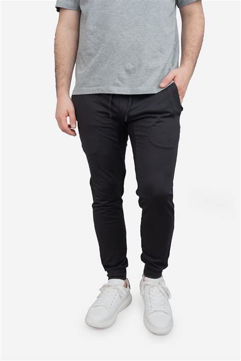 short men joggers 10