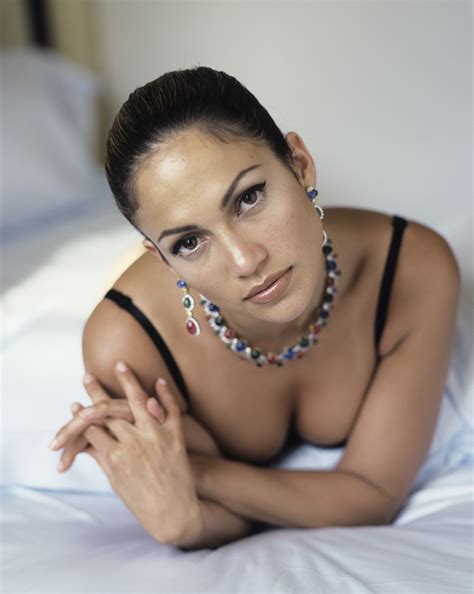 Naked Jennifer Lopez Added By