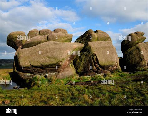 Rock formation in the Peak District Stock Photo - Alamy