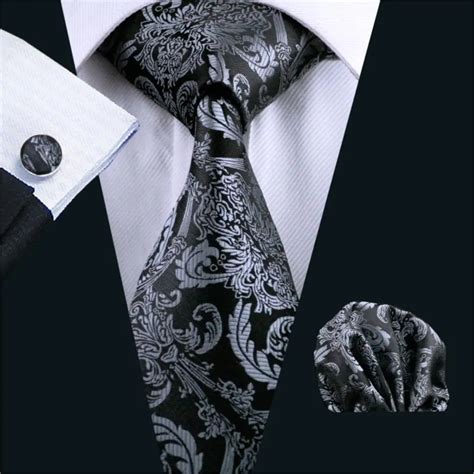 FA 822 Mens Necktie Black Paisley 100 Silk Jacquard Tie Hanky