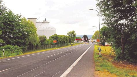 Kreis Saniert Fahrbahn Der K Bei Seligenstadt