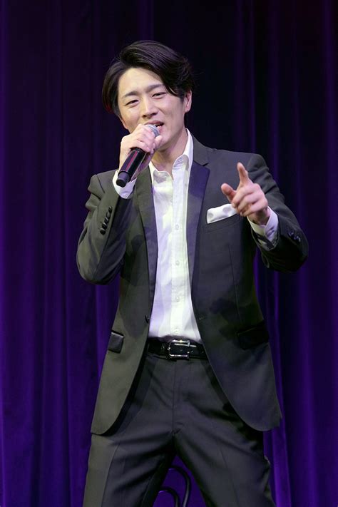 真田ナオキ、東京・浅草花劇場で「usen渋声横丁」の特別企画イベント第4弾を開催！ ポップロックやロックバラード曲にも挑戦