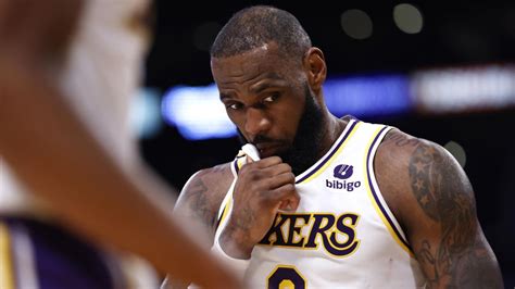 Nba Je Nai Pas De Réponse Lebron James Et Les Los Angeles Lakers Senlisent Dans La